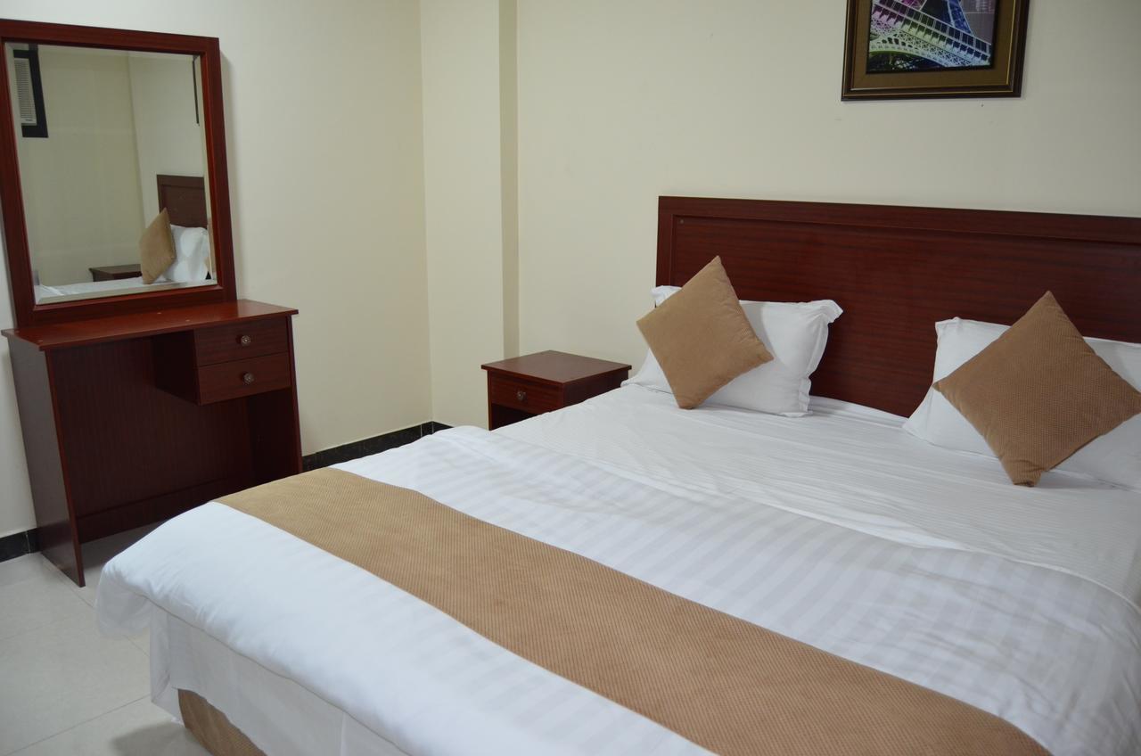 Layale Alnile Aparthotel Dammam Exterior foto